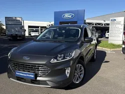 Gris Utilisé 2022 Ford Kuga Titanium SUV | 23 480 € (Prix juste)