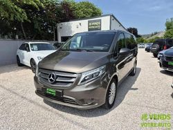 Gris Occasion 2016 Mercedes Vito Van | 29 990 € (Prix juste)