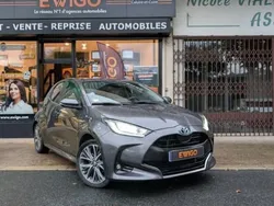 Gris Utilisé 2021 Toyota Yaris Hybrid Citadine | 16 490 € (Bon prix)