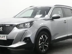Utilisé 2021 Peugeot 2008 Allure SUV | 14 988 € (Bon prix)