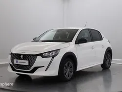 Blanc Utilisé 2023 Peugeot e-208 Style Citadine | 19 799 € (Prix juste)