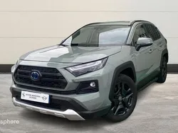 Vert Nouvelle 2024 Toyota RAV4 Hybrid SUV | 40 999 € (Prix juste)