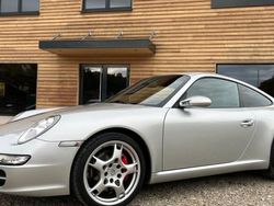 Utilisé 2004 Porsche 911 Carrera S Coupé | 53 997 € (Prix juste)