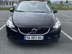 Utilisé 2019 Volvo V40 Momentum Break | 14 990 € (Prix juste)