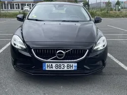 Utilisé 2019 Volvo V40 Momentum Break | 15 990 € (Prix juste)