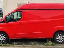 Rouge Utilisé 2019 Ford Transit Custom S Van | 25 000 € (Prix juste)