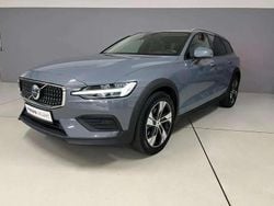 Gris Utilisé 2023 Volvo V60 CC Plus Break | 40 923 €