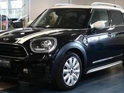 Utilisé 2017 Mini Cooper D Countryman SUV | 13 996 € (Prix assez cher)