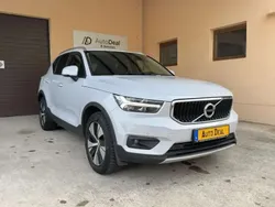 Blanc Utilisé 2020 Volvo XC40 Momentum SUV | 22 553 € (Prix juste)