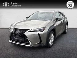 Utilisé 2019 Lexus UX 250h Business Edition SUV | 19 990 € (Prix cher)