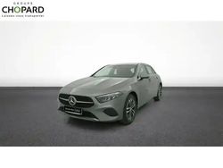 Mountaingrau met. Utilisé 2024 Mercedes A250 Berline | 29 990 €