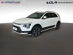 Blanc Utilisé 2024 Kia Niro Premium SUV | 31 999 € (Prix cher)