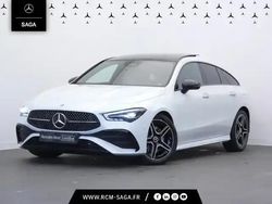 Blanc Utilisé 2024 Mercedes CLA200 AMG line Coupé | 41 900 €