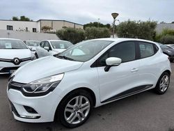 Blanc Utilisé 2018 Renault Clio Business Cabriolet | 10 290 €