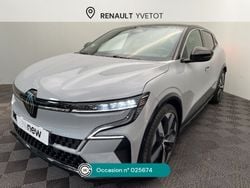 Gris Utilisé 2023 Renault Mégane Techno Berline | 29 490 € (Prix assez cher)