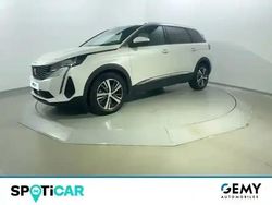 Blanc nacre Utilisé 2024 Peugeot 5008 | 26 979 €