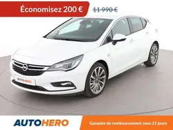 Blanc Utilisé 2017 Opel Astra Innovation Berline | 11 790 € (Prix assez cher)