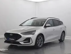 Gris Utilisé 2023 Ford Focus ST-Line Berline | 22 499 € (Bon prix)