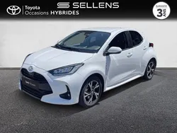 Blanc Utilisé 2025 Toyota Yaris Hybrid Design | 23 880 € (Bon prix)