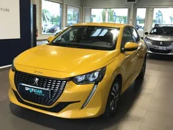 Jaune Utilisé 2023 Peugeot 208 Allure Citadine | 16 580 € (Prix juste)