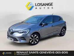 Gris Utilisé 2023 Renault Clio V Evolution Berline | 14 990 € (Prix juste)