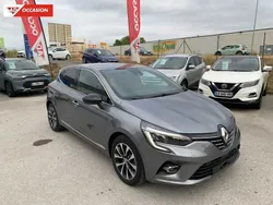 Gris Utilisé 2023 Renault Clio V Techno Berline | 21 490 €