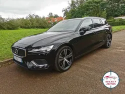 Noir Utilisé 2022 Volvo V60 Ultimate Break | 46 990 €