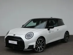Blanc Utilisé 2025 Mini Cooper SE Citadine | 37 600 €