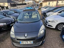 Gris Utilisé 2010 Renault Grand Scénic III Monospace | 5 990 €