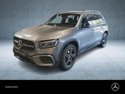 Gris Utilisé 2024 Mercedes GLB200 AMG line SUV | 48 990 € (Prix assez cher)