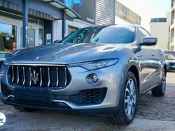 Gris Utilisé 2016 Maserati Levante SUV | 29 900 € (Prix juste)