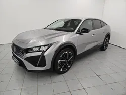 Gris Utilisé 2022 Peugeot 408 Allure Berline | 24 490 € (Prix juste)
