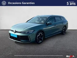 Vert Utilisé 2024 VW Passat Coupé | 42 990 €
