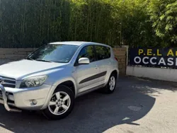 Gris Utilisé 2007 Toyota RAV4 SUV | 6 990 €