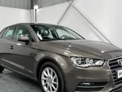 Utilisé 2015 Audi A3 Attraction Berline | 12 990 € (Prix juste)