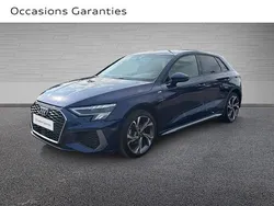 Bleu navarre métallisé Utilisé 2022 Audi A3 S-Line | 27 990 € (Prix juste)