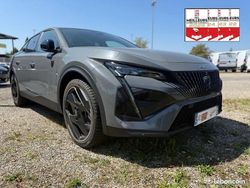Gris Utilisé 2024 Peugeot 408 Berline | 32 490 € (Prix juste)