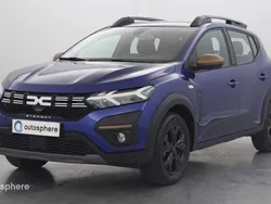 Bleu iron métallisé Utilisé 2024 Dacia Sandero Extreme Citadine | 16 999 € (Prix juste)