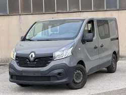 Gris Utilisé 2018 Renault Trafic Van | 7 950 € (Super prix)