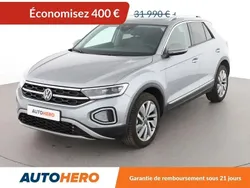 Gris Utilisé 2023 VW T-Roc Exclusive SUV | 31 590 € (Prix juste)