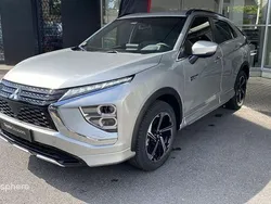 Gris Nouvelle 2025 Mitsubishi Eclipse Cross Intense SUV | 31 499 € (Prix juste)