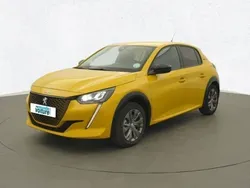 Jaune Utilisé 2023 Peugeot e-208 Style Citadine | 18 990 € (Prix juste)