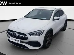 Blanc Utilisé 2020 Mercedes GLA200 AMG line SUV | 31 990 € (Prix juste)