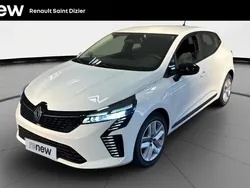 Blanc Nouvelle 2024 Renault Clio V Evolution Citadine | 17 395 € (Prix juste)
