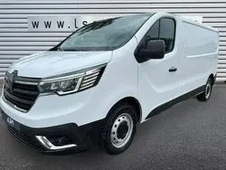 Blanc Nouvelle 2024 Renault Trafic Van | 32 980 € (Prix juste)
