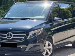 Noir Utilisé 2015 Mercedes V220 Avantgarde Monospace | 16 990 €