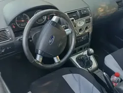 Argent Utilisé 2003 Ford Mondeo Ambiente Berline | 1 200 €