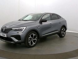 Gris Utilisé 2025 Renault Arkana Techno SUV | 25 490 € (Prix juste)