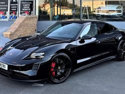 Noir Utilisé 2022 Porsche Taycan GTS Performance Package Berline | 94 990 €