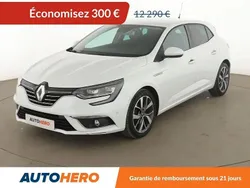 Blanc Utilisé 2016 Renault Mégane III Intens Berline | 11 990 € (Prix assez cher)